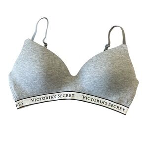 Victoria's Secret 32D Gray Wireless Bralette with Adjustable Straps